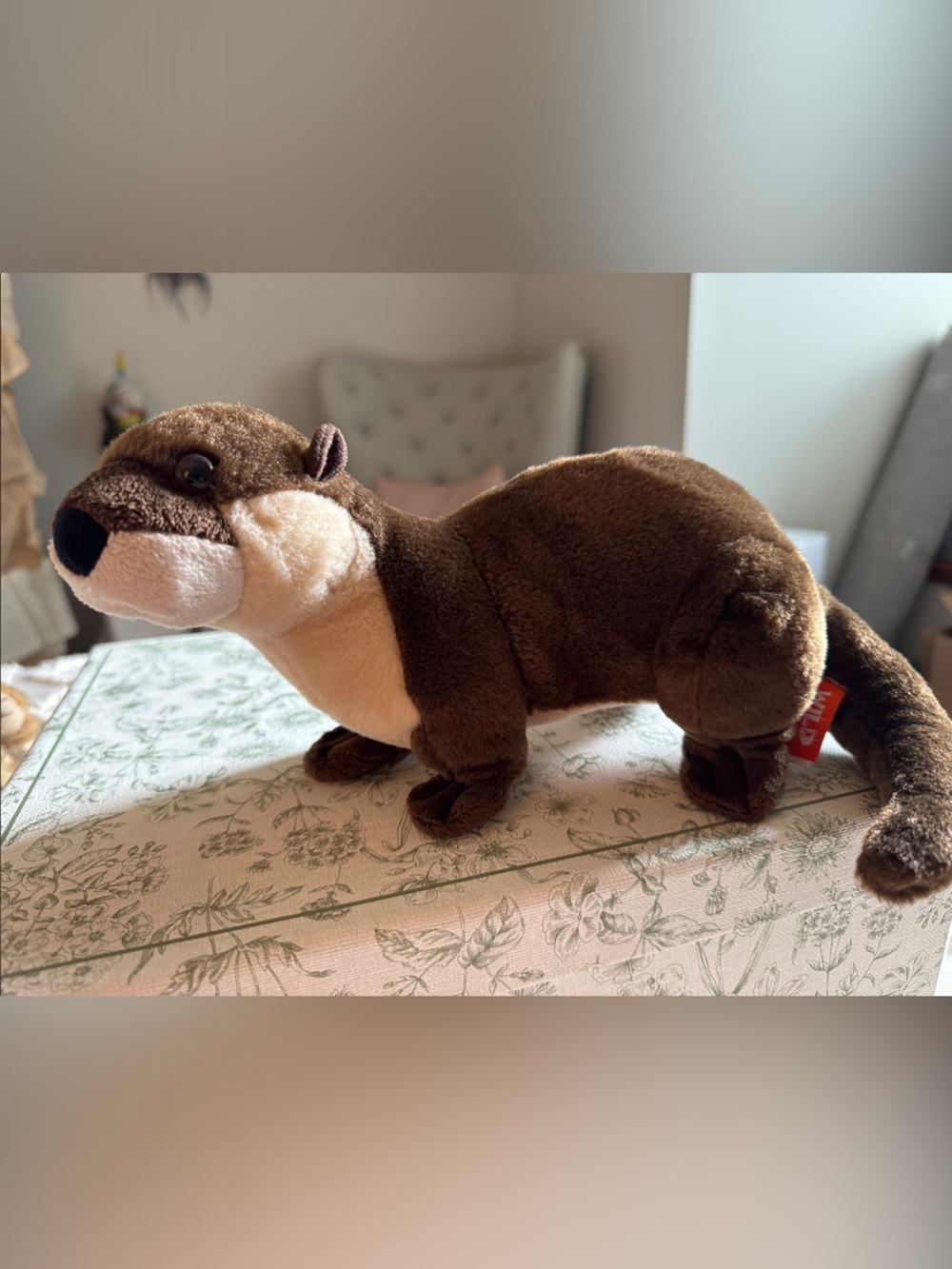 Plush Otter Stuffed Animal - Brown and Cream - Ty - Picture 2 of 5